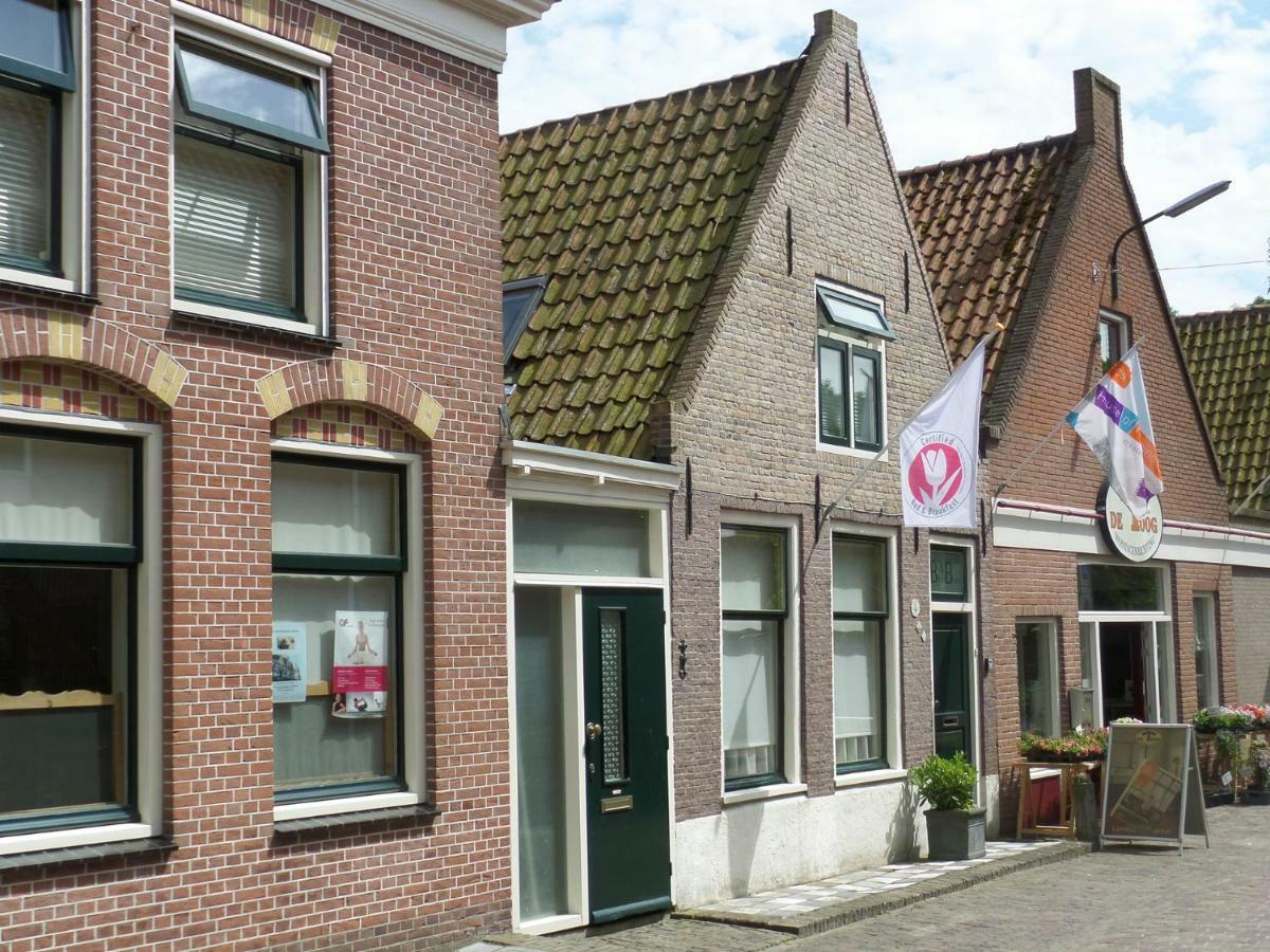Bij De Buren Enkhuizen Exteriör bild